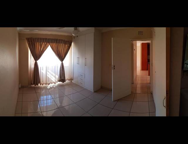 3 BEDROOM HOUSE FOR SALE IN DALPARK EXT 6